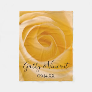 White Rose Floral Wedding Fleece Deken