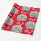 White Rose Happy Birthday Rood Cadeaupapier (Uitgerold)