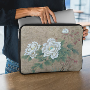 White Rose Laptop Sleeve