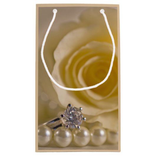 White Rose, Ring and Pearls Wedding Bedankt Klein Cadeauzakje (Achterkant)
