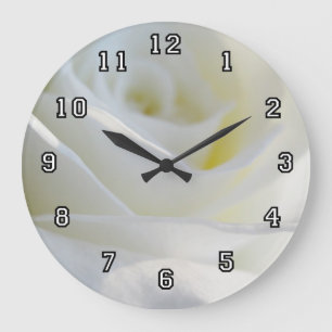 White Rose Wall klok