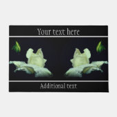 White Rosebud Flower Pesonalized Deurmat (Voorkant)