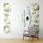 White Roses Greenery Floral Photo Afstudeerder Bac Wandkleed (In Situ (horizontaal))