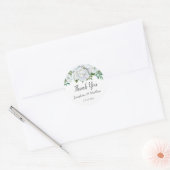 White Roses Greenery Foliage Weddenschap Bedankt Ronde Sticker (Envelop)