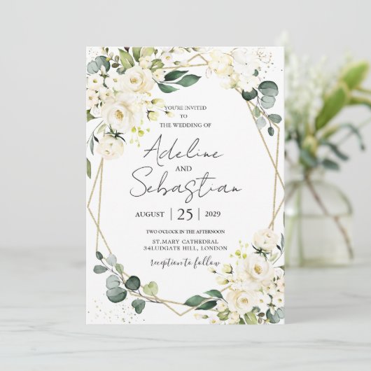 White Roses Greenery Foliage Wedding Invitation Kaart (Staand voorkant)