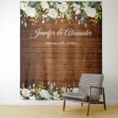 White Roses Greenery Wedding Photo Booth Backdrop Wandkleed (In situ)