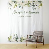 White Roses Greenery Wedding Photo Booth Backdrop Wandkleed (In situ)