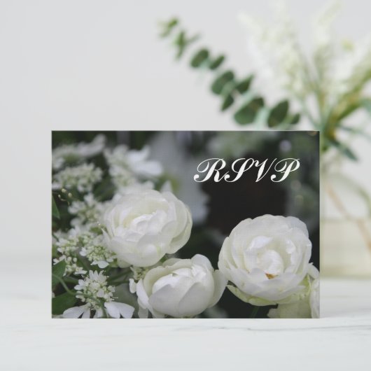 White Roses RSVP Wedding Invitation (Staand voorkant)