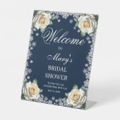 White Roses Snowflake Christmas Vrijgezellenfeest Reclamebord Met Voetstuk (Voorkant)