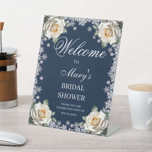 White Roses Snowflake Christmas Vrijgezellenfeest Reclamebord Met Voetstuk (Insitu)