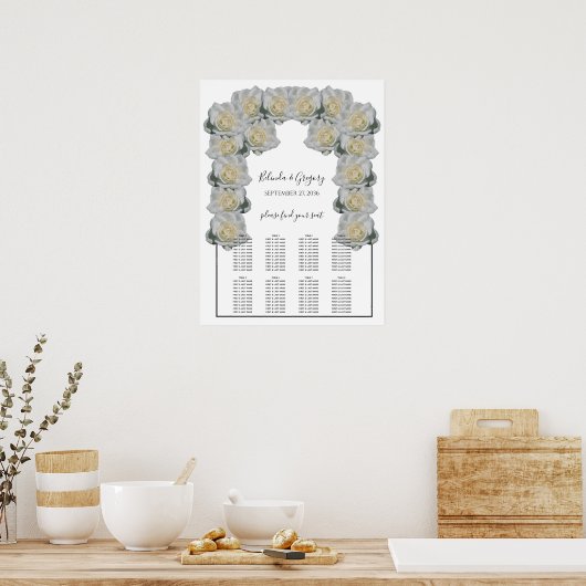 White Roses Wedding Seating Chart Poster (Keuken)