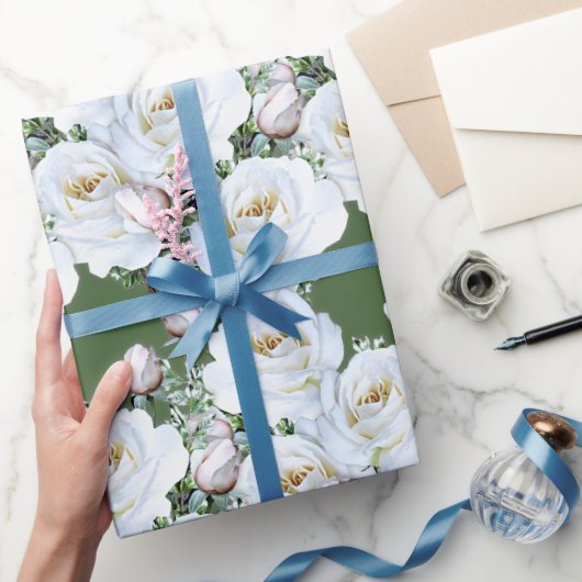 White Roses Wrapping Paper on a Roll Cadeaupapier (Geschenken)