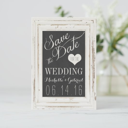 White Rustic Lijst Chalk Typografie Save the Date (Staand voorkant)