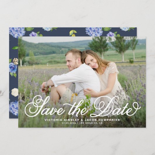 White Rustic Whimsical Script Floral Foto Save The Date (Voorkant / Achterkant)
