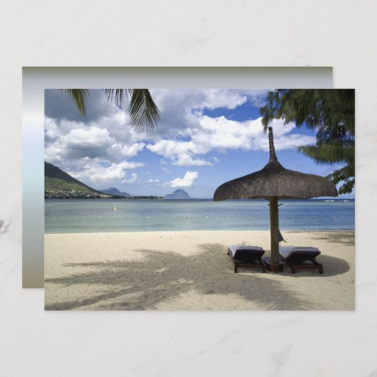 White Sand Beach and Umbrella (Voorkant / Achterkant)