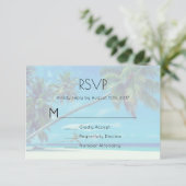 White Sandy Beach with Coconut Palms Wedding RSVP Kaartje (Staand voorkant)