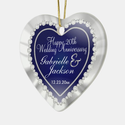 White Satin & Diamonds Wedding Keepslag |Navy Blue Keramisch Ornament (Links)
