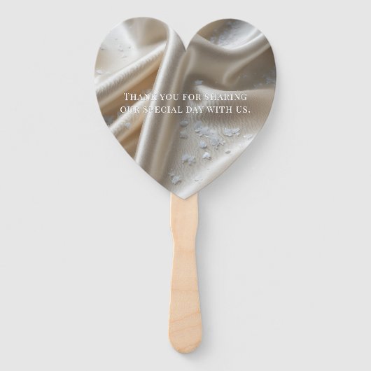 White Satin with Roses and Peony Wedding Handwaaier (Achterkant)