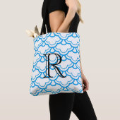 White Scallop Patroon Over Elke kleur met Monogram Tote Bag (Dichtbij)