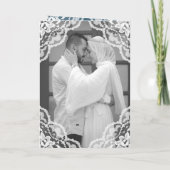 White Scalloped Lace Blue Muslim Weduwfoto (Achterkant)