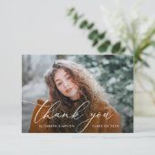 White Script afstuderen Dank u fotokaart Bedankkaart (Staand voorkant)