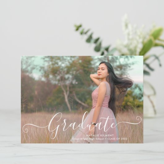 White Script Modern Afstuderen Afstuderen Foto Aankondiging (Staand voorkant)