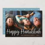 White Script Overlay Happy Hanukkah Volledige foto Feestdagenkaart<br><div class="desc">De elegante en feestelijke Hanukkah-fotokaart kenmerkt "Happy Hanukkah" in handgeschreven stijl casual witte scripttypografie. Pas aan met je familienaam en het jaar onderaan.</div>