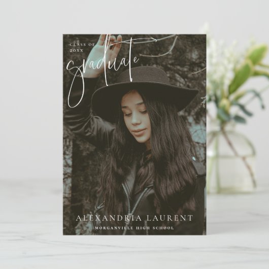White Scripted Portrait Afstuderen Foto Aankondiging (Staand voorkant)
