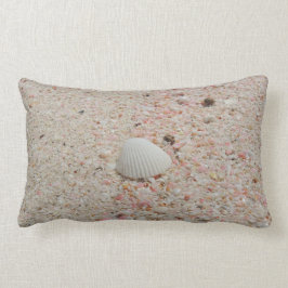 White Seashell and Pink Sand Beach Pillow Kussen