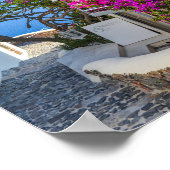 White Signage Beside Paarse Bougainvillea Poster (Hoek)