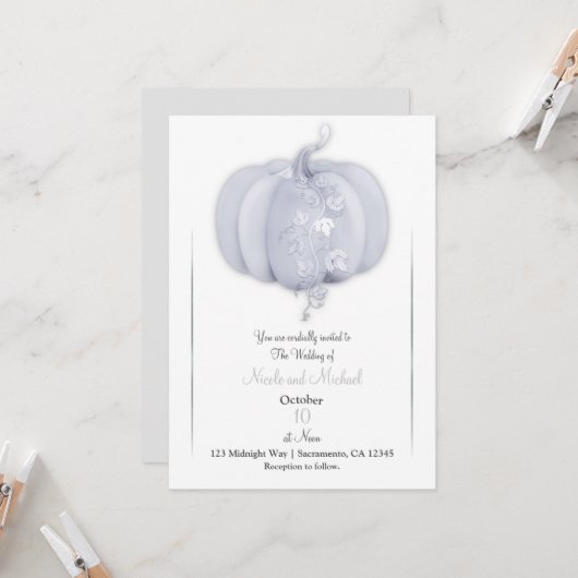 White Silver Pumpkin Storybook Chic Fall Wedding Kaart (Voorkant / Achterkant in situ)