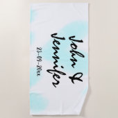 white simple minimal text style wedding blue heart strandlaken (Voorkant)