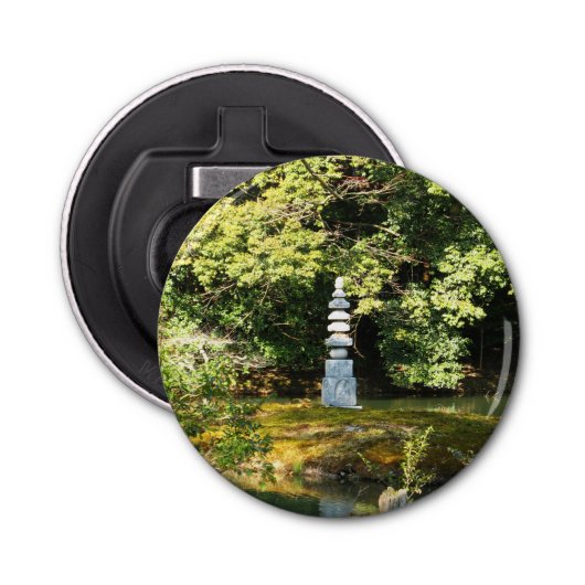 White Snake Pagoda / Hakuja No Tsuka Button Flesopener (Voorkant)