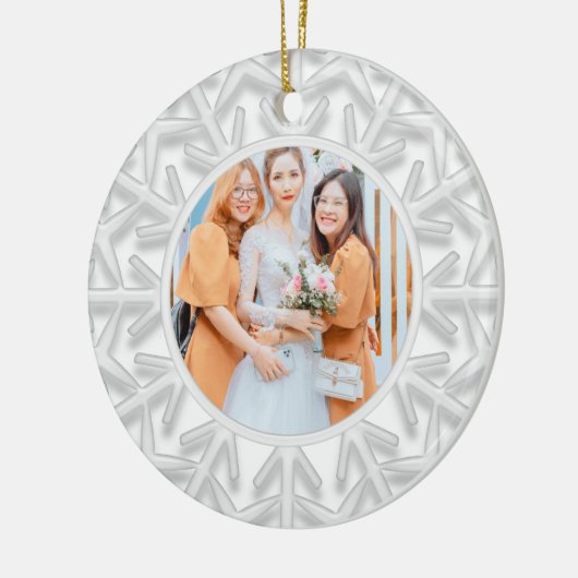 White Snowflake Bridesmaid Keramisch Ornament (Links)