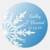 White Snowflake on Blue Winter Wedding Ronde Sticker (Voorkant)