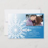White Snowflake on Blue Winter Wedding Save The Date (Voorkant)