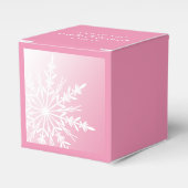 White Snowflake on Pink Winter Wedding Bedankdoosjes (Voorkant Zijde)