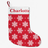 White Snowflake Pattern met Monogram Red Holiday Kleine Kerstsok (Voorkant)