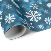 White Snowflake Pattern On Blue Background Winter Cadeaupapier (Rol Hoek)