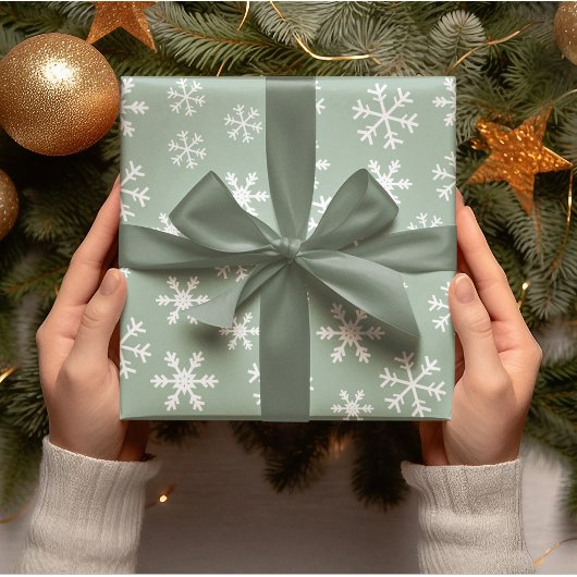 White Snowflakes Green op Background Kerstmis Cadeaupapier