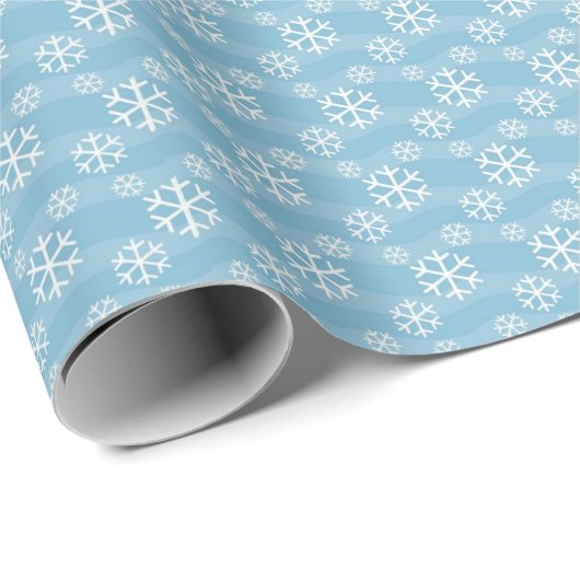 White Snowflakes Light Icy Blue Cadeaupapier (Rol Hoek)