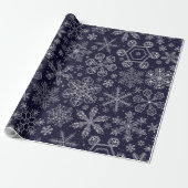 White Snowflakes on blue Cadeaupapier (Uitgerold)