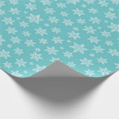 White Snowflakes on Bluw Winter Pattern Cadeaupapier (Hoek)