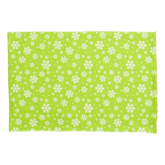 White Snowflakes on Green Winter Pattern Kussensloop (Voorkant)
