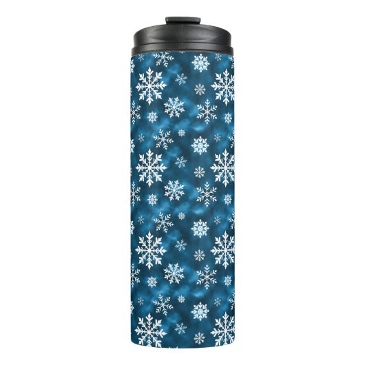 White Snowflakes On Icy Blue Winter Background Thermosbeker (Voorkant)