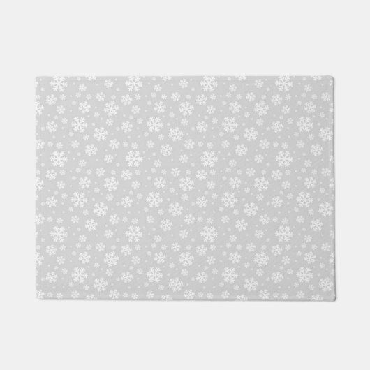 White Snowflakes on Silver Winter Pattern Deurmat (Voorkant)
