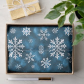 White Snowflakes Pattern On Blue Cool Winter Tissuepapier (Geschenk)
