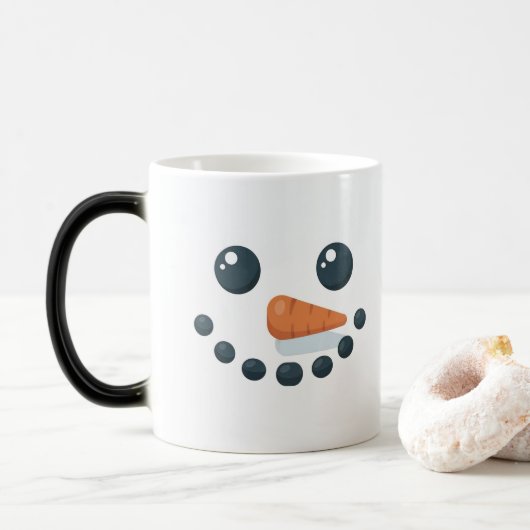 White Snowman Features Carrot Morphing Mug Magische Mok (Met donut)