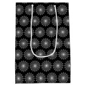 White Spider Web Halloween Medium Cadeauzakje (Achterkant)