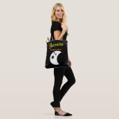 White Spider Webs en schattig Modern Ghost Black Tote Bag (Op model)